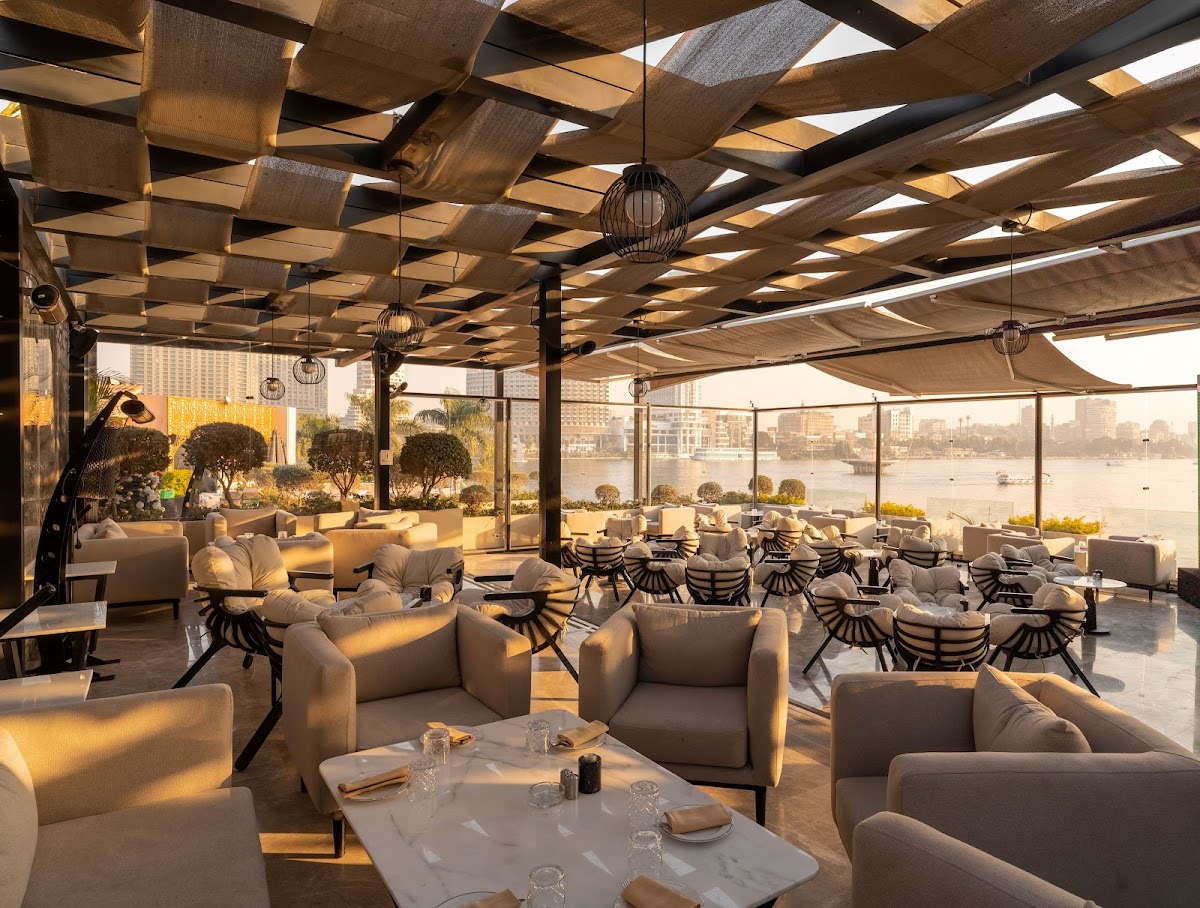 Aqua Rooftop Lounge