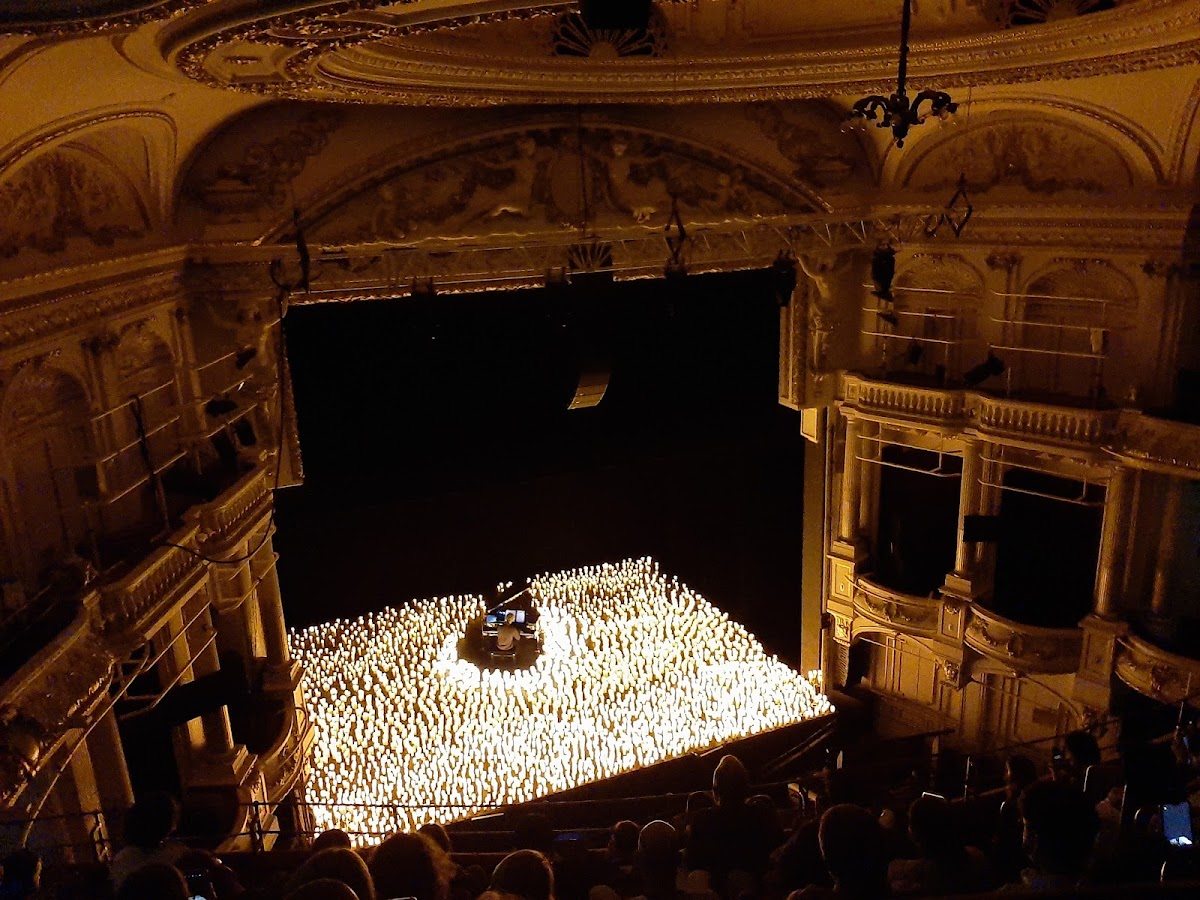Théâtre Mogador