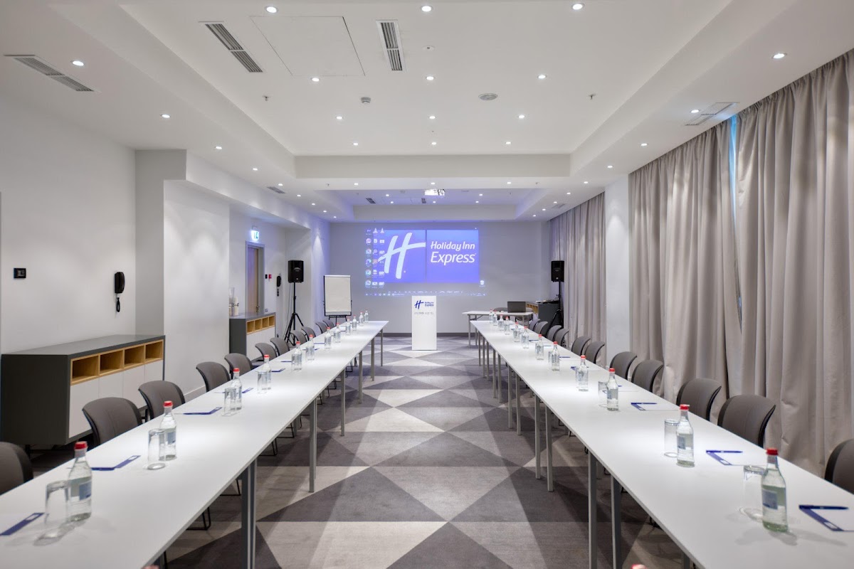 Holiday Inn Express Yerevan - by IHG