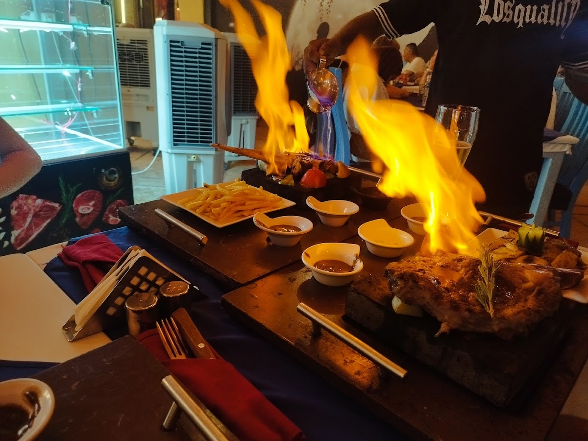 The Moon Restaurant & Bar