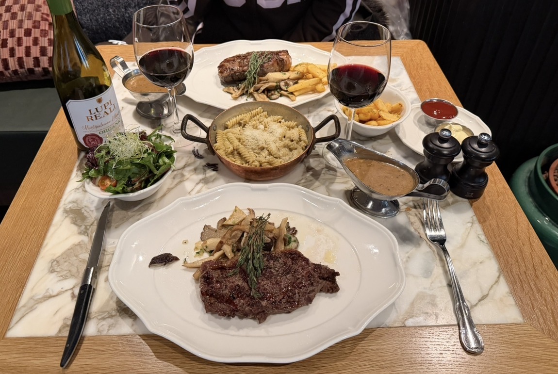 Rotisse Restaurant