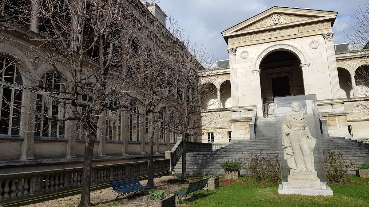 Hôtel Dieu Hospital