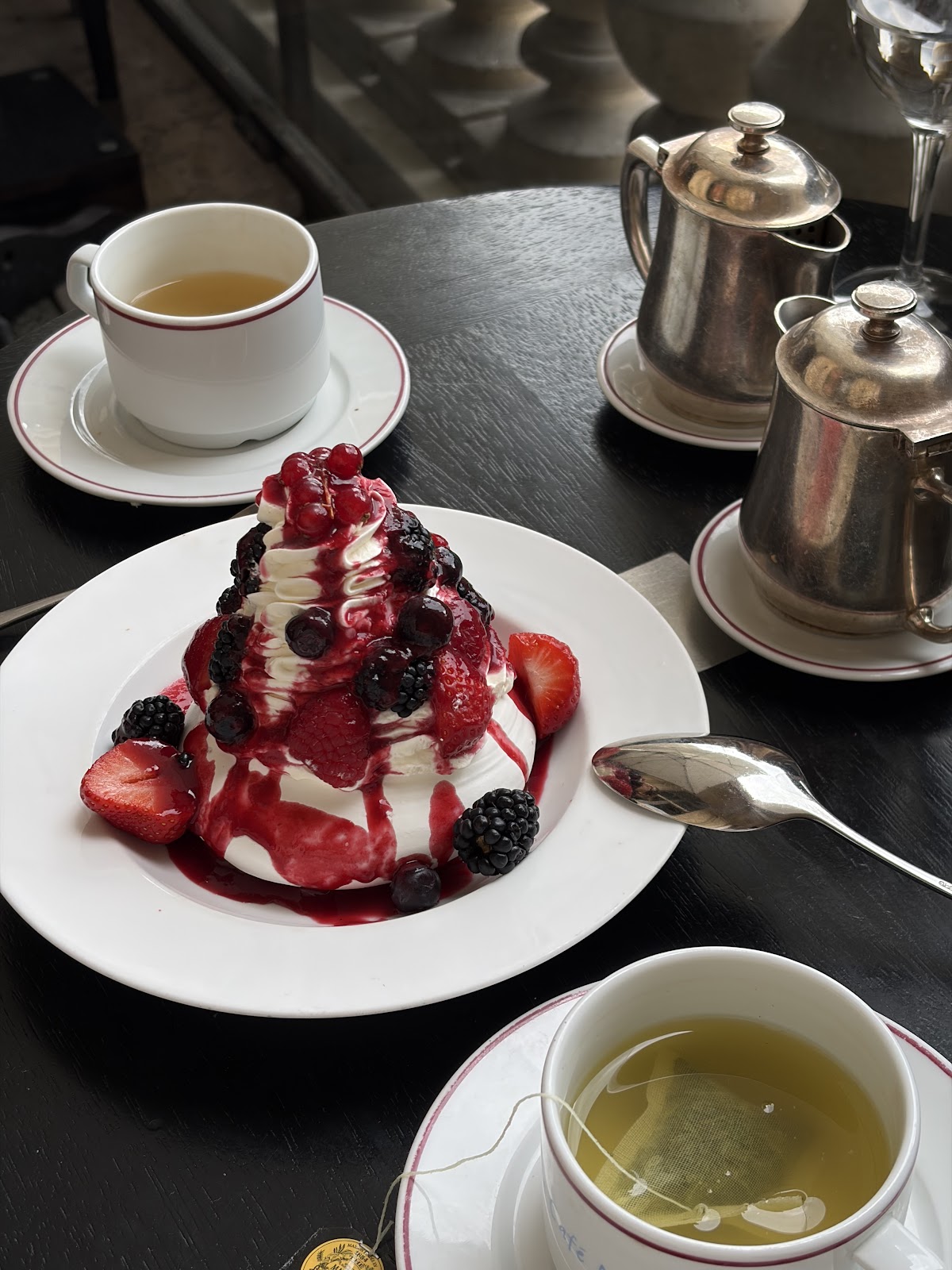 Le Café Marly
