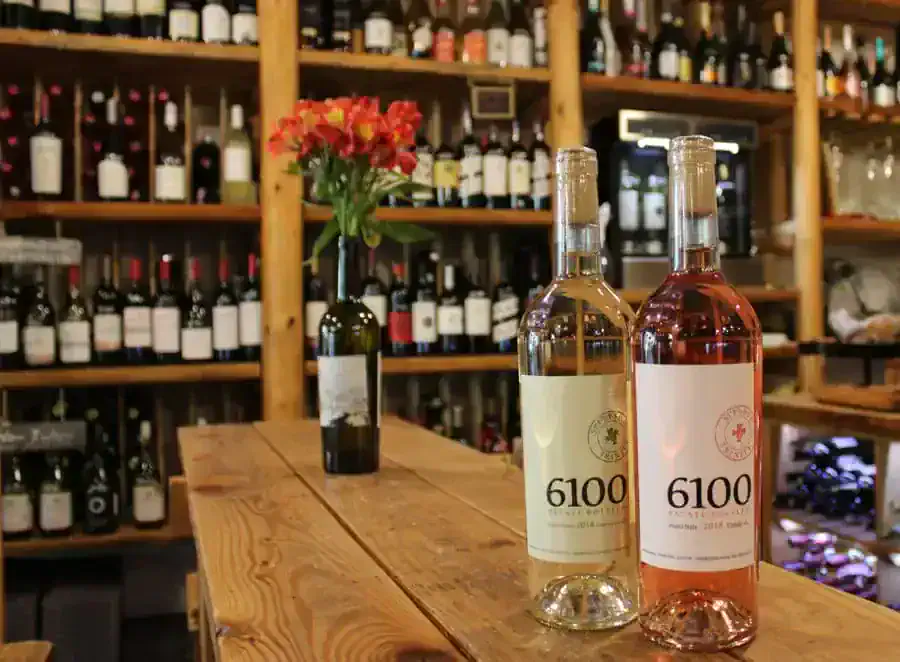 Wine bar